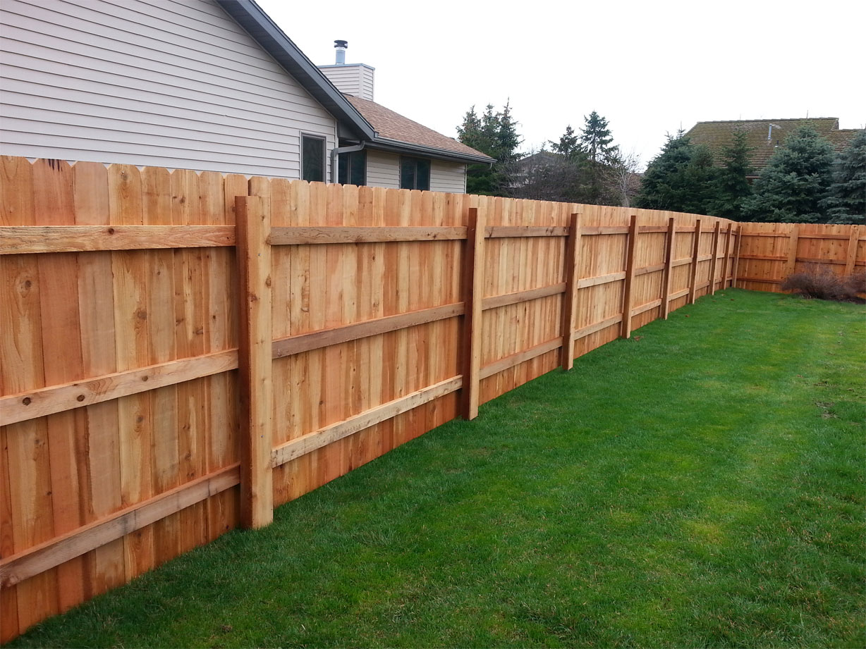 Selecting a Proper Fence For Your Property